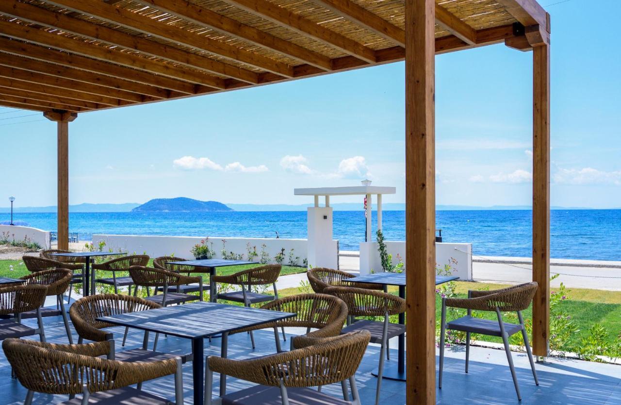 Amyntas Seafront Hotel เนโอสมาร์มาราส ภายนอก รูปภาพ