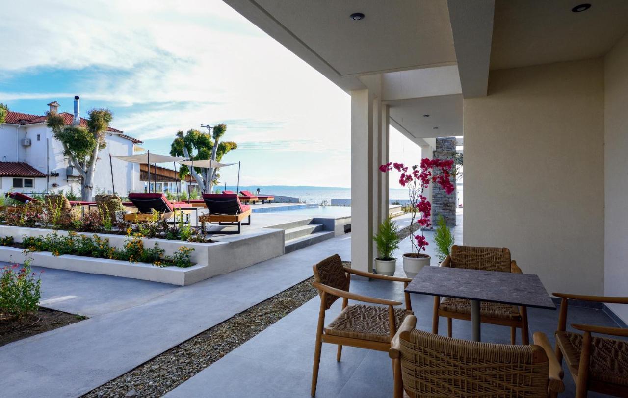 Amyntas Seafront Hotel เนโอสมาร์มาราส ภายนอก รูปภาพ